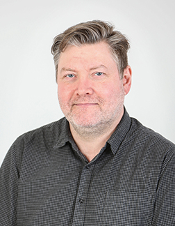 Hafsteinn - Þýðandi | Sérsvið: Tæki og iðnaður - Bílar og vinnuvélar - Hugbúnaðar- og tækniþýðingar